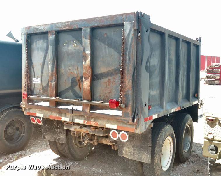 image for item DA5662 1983 Hilbilt end dump trailer