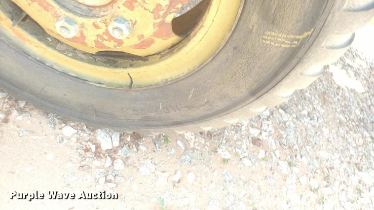 image for item DA5663 Drop deck generator trailer