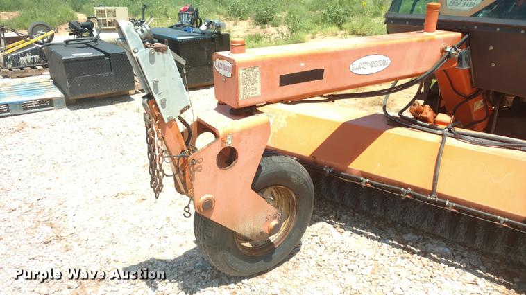 image for item DA5665 Lay-mor 8HC broom