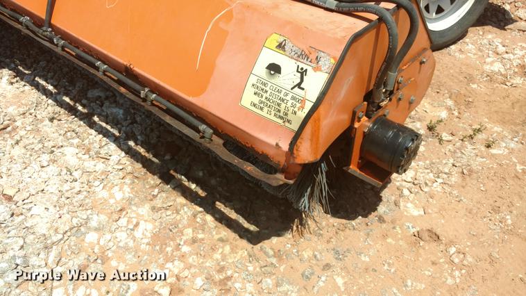 image for item DA5665 Lay-mor 8HC broom