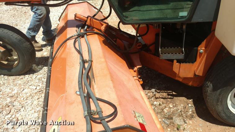 image for item DA5665 Lay-mor 8HC broom