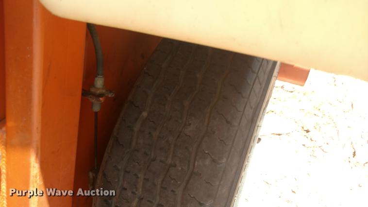 image for item DA5665 Lay-mor 8HC broom