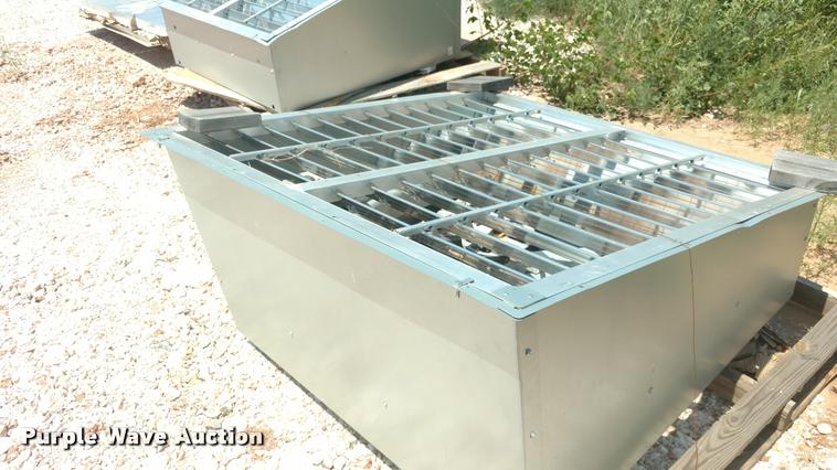 image for item DA5671 (4) ventilation fans