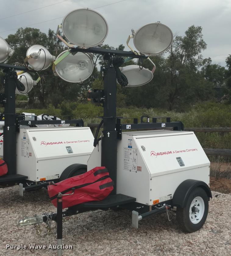 image for item DA5677 2015 Magnum MLT4080 KV-01 light plant