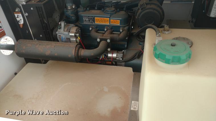 image for item DA5677 2015 Magnum MLT4080 KV-01 light plant