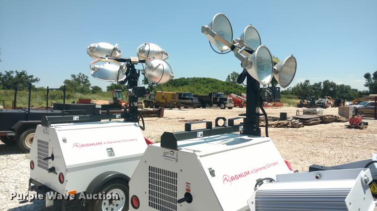 image for item DA5678 2015 Magnum MLT4080 KV-01 light plant