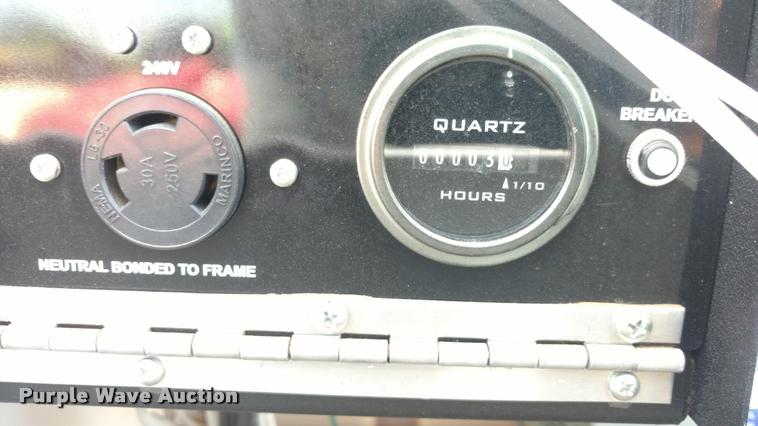 image for item DA5678 2015 Magnum MLT4080 KV-01 light plant