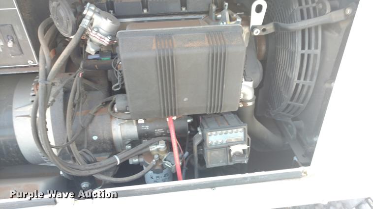 image for item DA5680 2014 Multiquip LT6K light plant