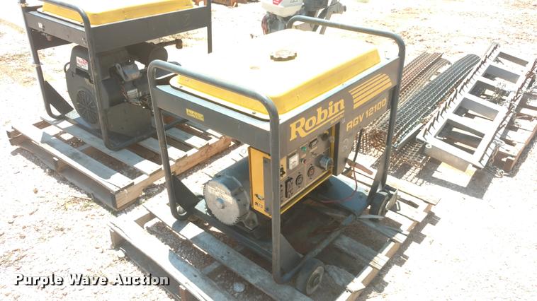 image for item DA5683 Robin RGV12100 generator