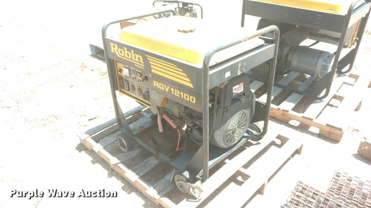 image for item DA5683 Robin RGV12100 generator