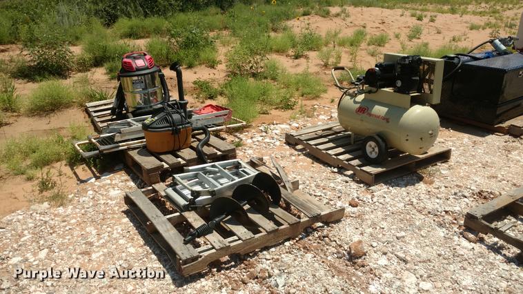 image for item DA5689 Tools