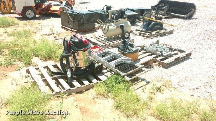 image for item DA5689 Tools