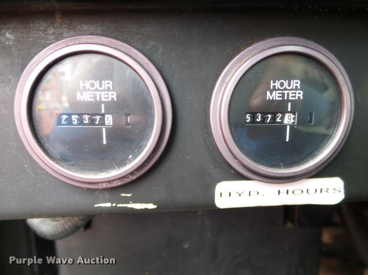 image for item DA6854 1993 International 4900 bucket truck