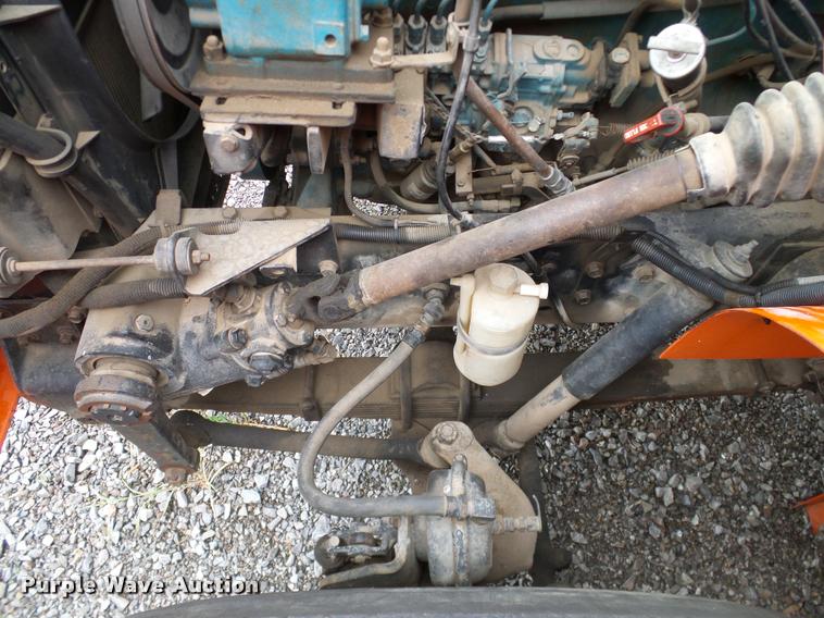 image for item DA6854 1993 International 4900 bucket truck