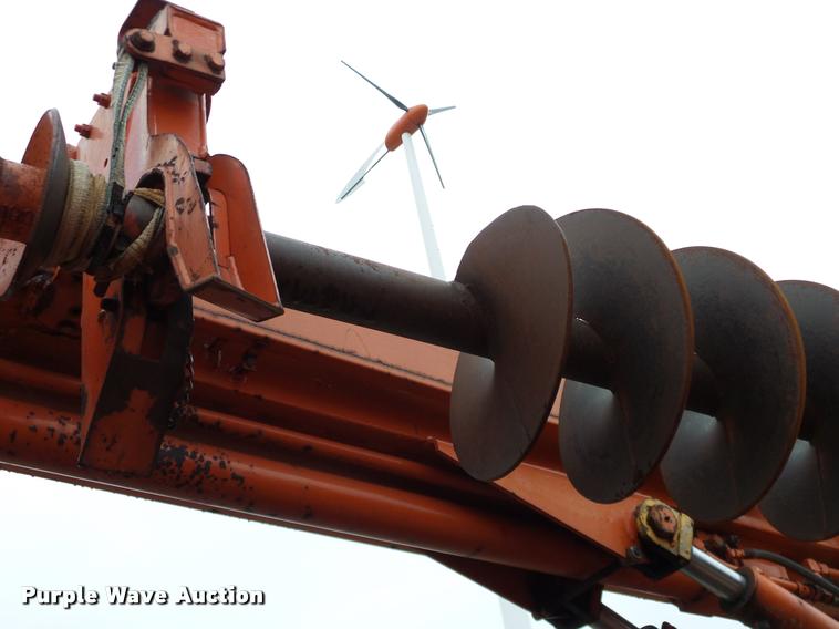 image for item DA6854 1993 International 4900 bucket truck