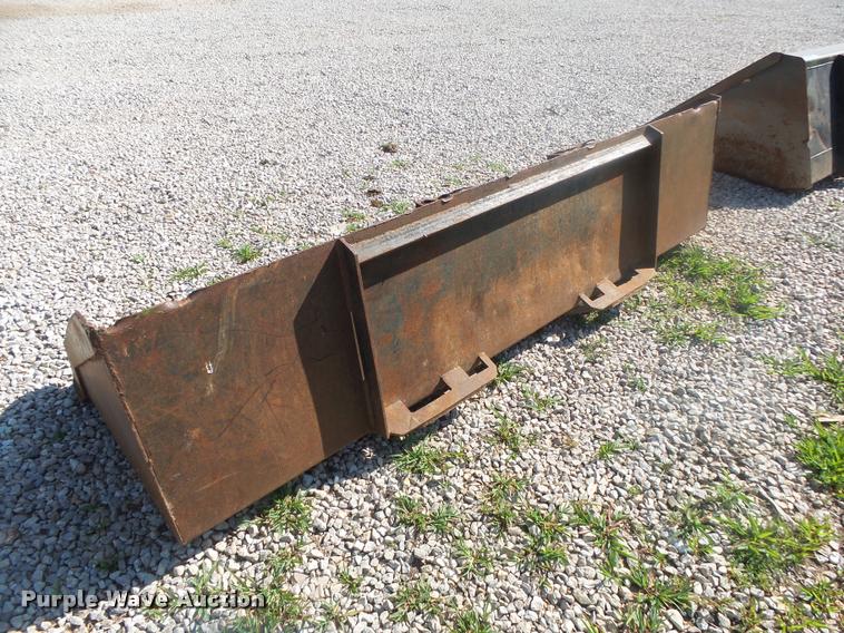 image for item DA9243 SSL skid steer bucket