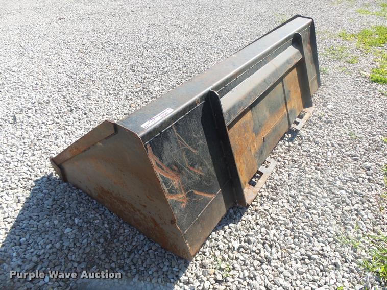 image for item DA9244 SSL skid steer bucket
