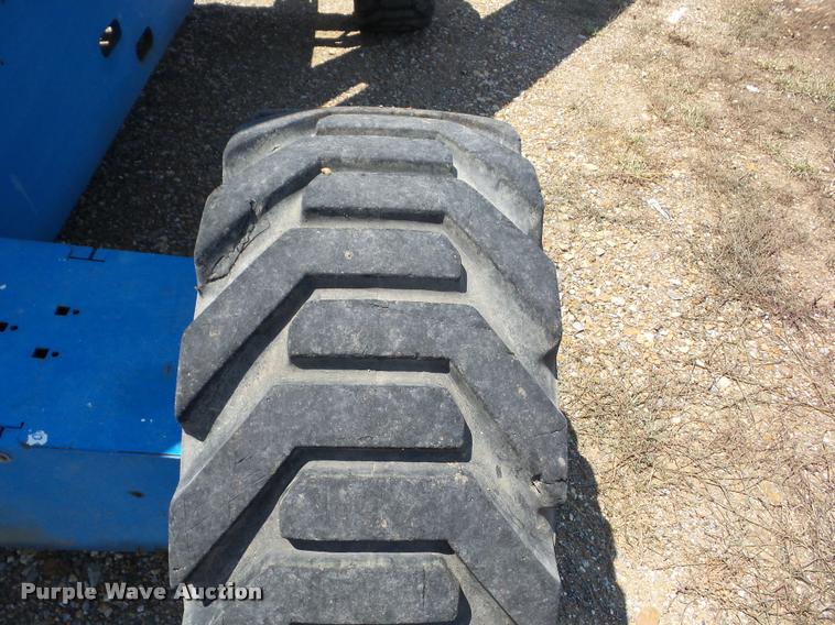 image for item DB0850 2004 Genie S60 boom lift