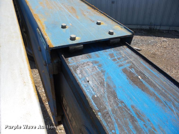 image for item DB0850 2004 Genie S60 boom lift