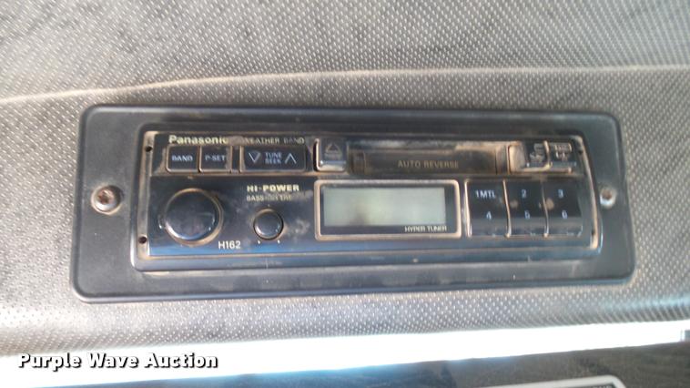 image for item DB3260 1995 Mack CH613 semi truck