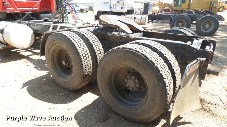 image for item DB3260 1995 Mack CH613 semi truck