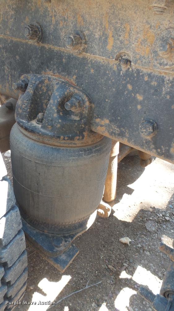 image for item DB3260 1995 Mack CH613 semi truck