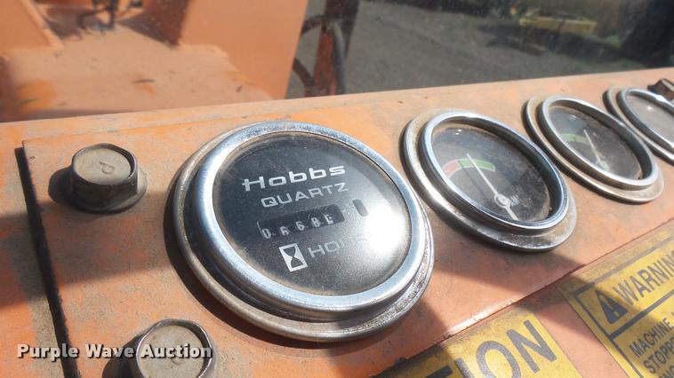 image for item DB3263 Blademor TCI-747 motor grader