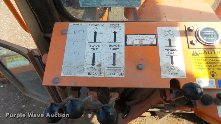 image for item DB3263 Blademor TCI-747 motor grader