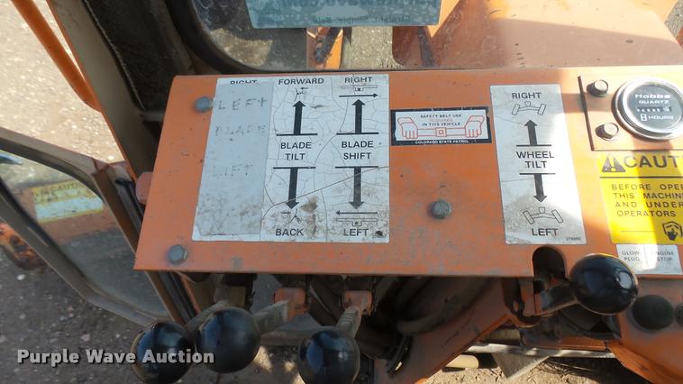 image for item DB3263 Blademor TCI-747 motor grader