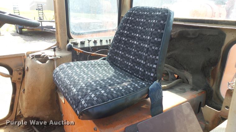 image for item DB3263 Blademor TCI-747 motor grader