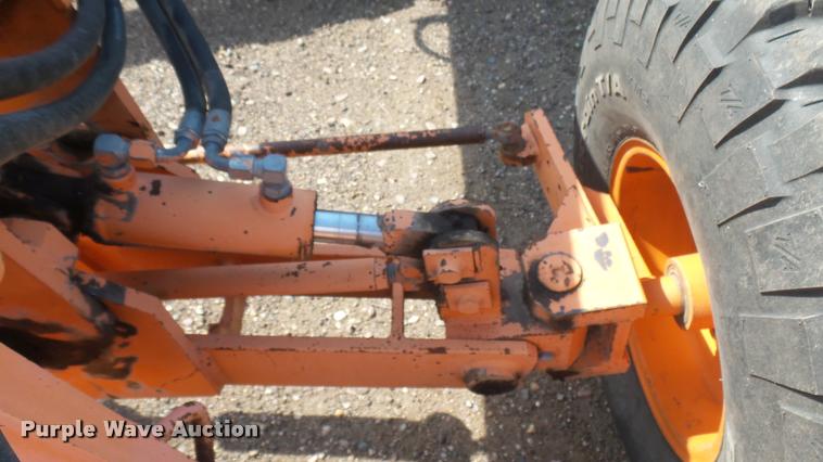 image for item DB3263 Blademor TCI-747 motor grader