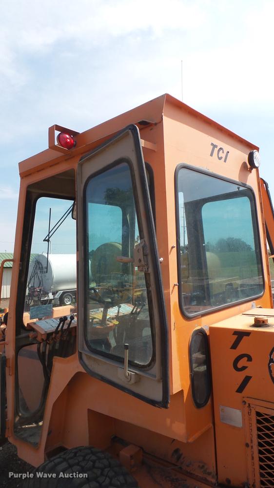 image for item DB3263 Blademor TCI-747 motor grader