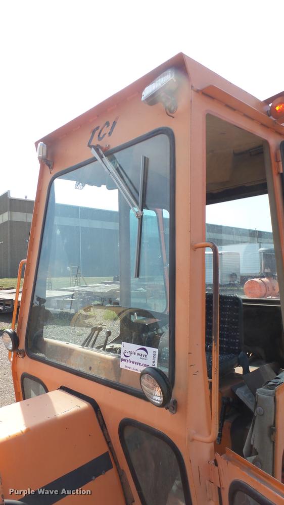 image for item DB3263 Blademor TCI-747 motor grader