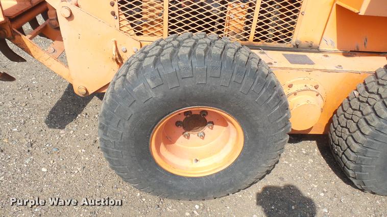 image for item DB3263 Blademor TCI-747 motor grader