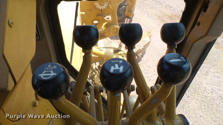 image for item DB3264 1994 Caterpillar 140G motor grader