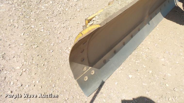 image for item DB3264 1994 Caterpillar 140G motor grader