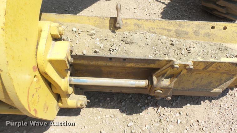 image for item DB3264 1994 Caterpillar 140G motor grader