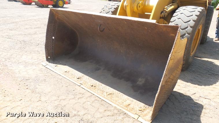 image for item DB3266 1994 Caterpillar 938F wheel loader