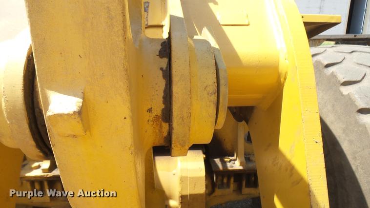 image for item DB3266 1994 Caterpillar 938F wheel loader