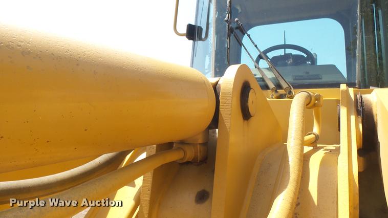 image for item DB3266 1994 Caterpillar 938F wheel loader