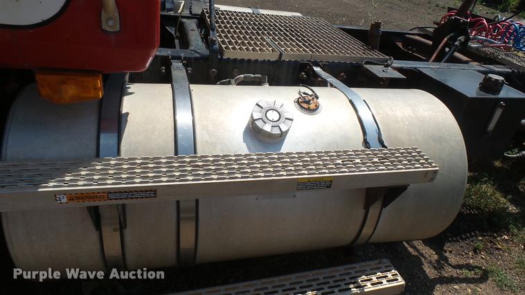 image for item DB3285 1995 Mack CH613 semi truck