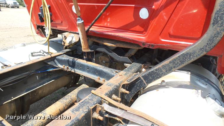 image for item DB3286 1994 Mack CH613 semi truck