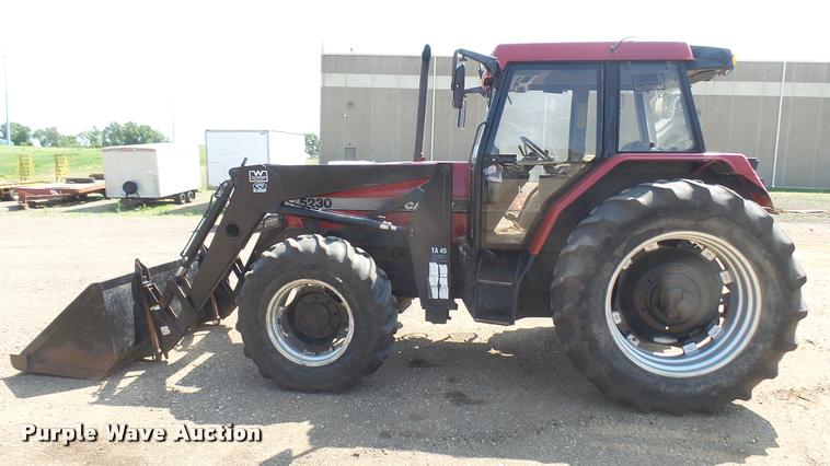 image for item DB3293 1996 International 5230A MFWD tractor