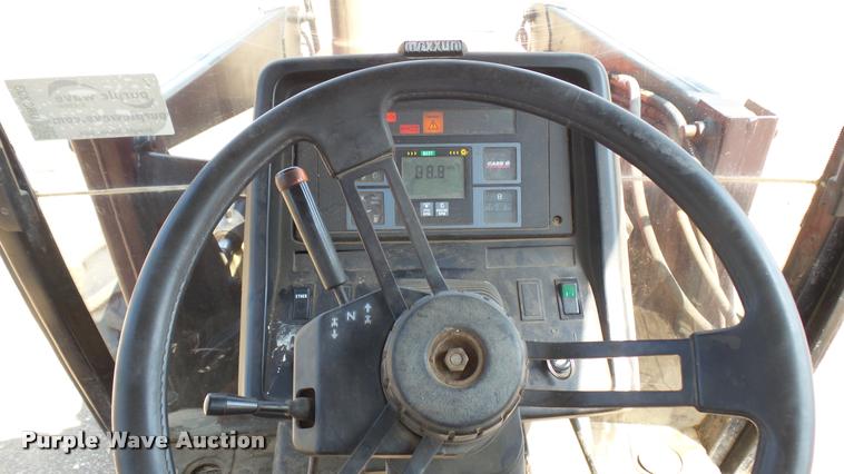 image for item DB3293 1996 International 5230A MFWD tractor