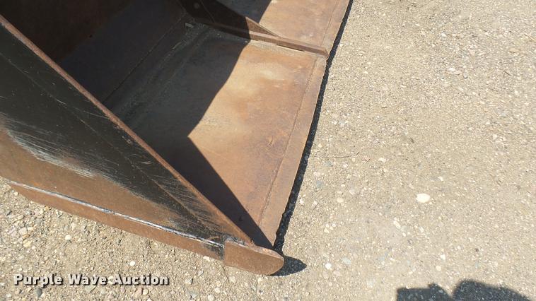 image for item DB3293 1996 International 5230A MFWD tractor