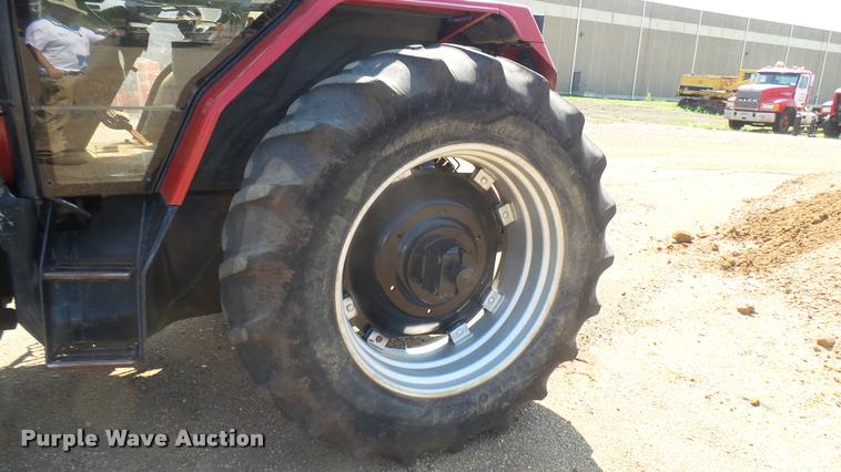 image for item DB3293 1996 International 5230A MFWD tractor