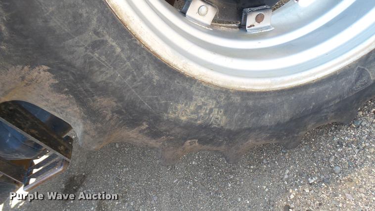 image for item DB3293 1996 International 5230A MFWD tractor