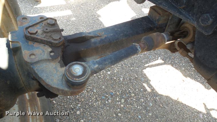 image for item DB3293 1996 International 5230A MFWD tractor