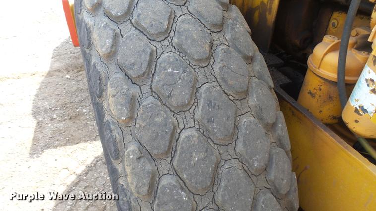 image for item DB3299 Dynapac CA15 single drum vibratory roller