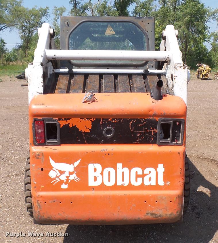 image for item DB3304 1999 Bobcat 773F skid steer